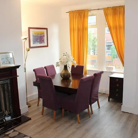 Advo Stadion Leeds Guest Hotel Holiday home *