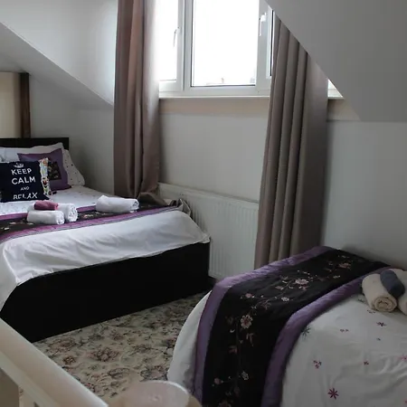Advo Stadion Leeds Guest Hotel *